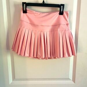 Light pink XS Gold Hinge skirt!!